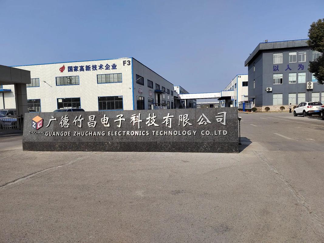 生活不会辜负每一个努力的人——劳务派遣工的韧性与尊严